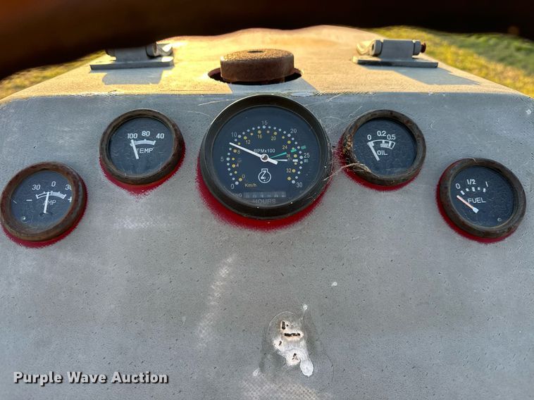 image for item EJ8429 2005 Farm Pro 2420 tractor