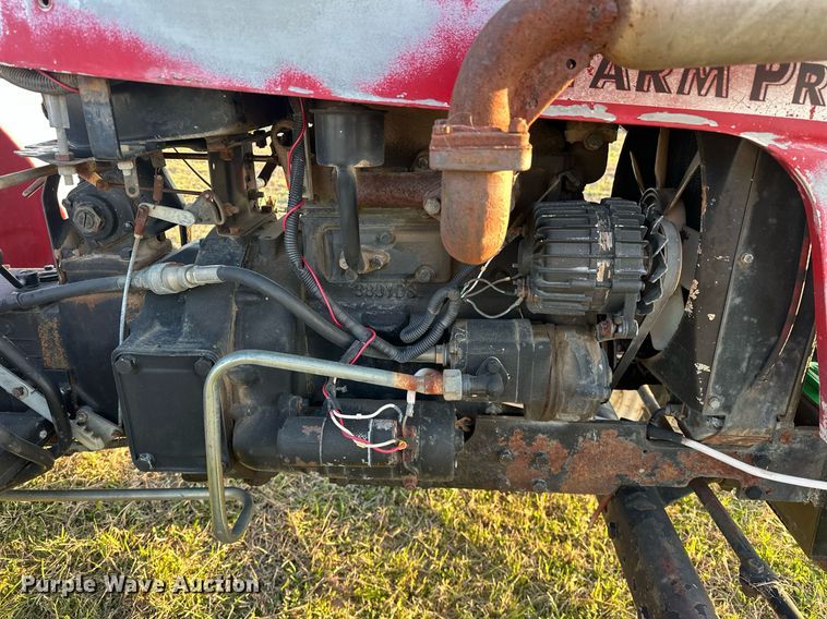 image for item EJ8429 2005 Farm Pro 2420 tractor