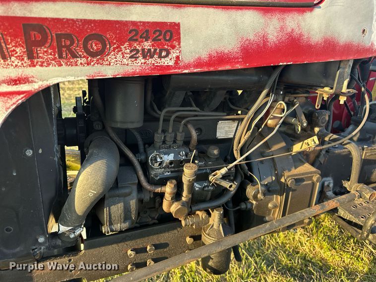 image for item EJ8429 2005 Farm Pro 2420 tractor
