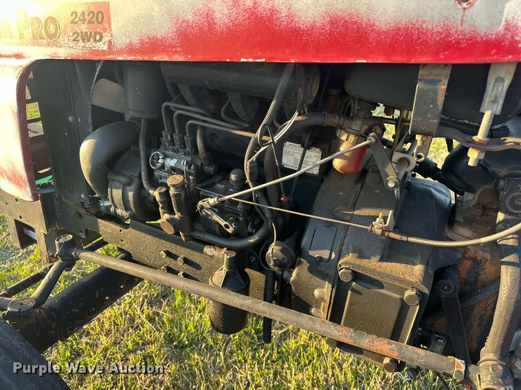 image for item EJ8429 2005 Farm Pro 2420 tractor