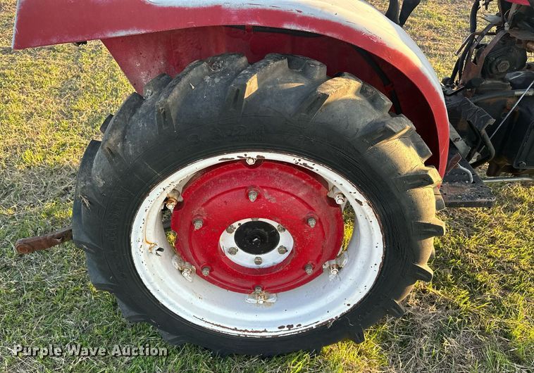 image for item EJ8429 2005 Farm Pro 2420 tractor