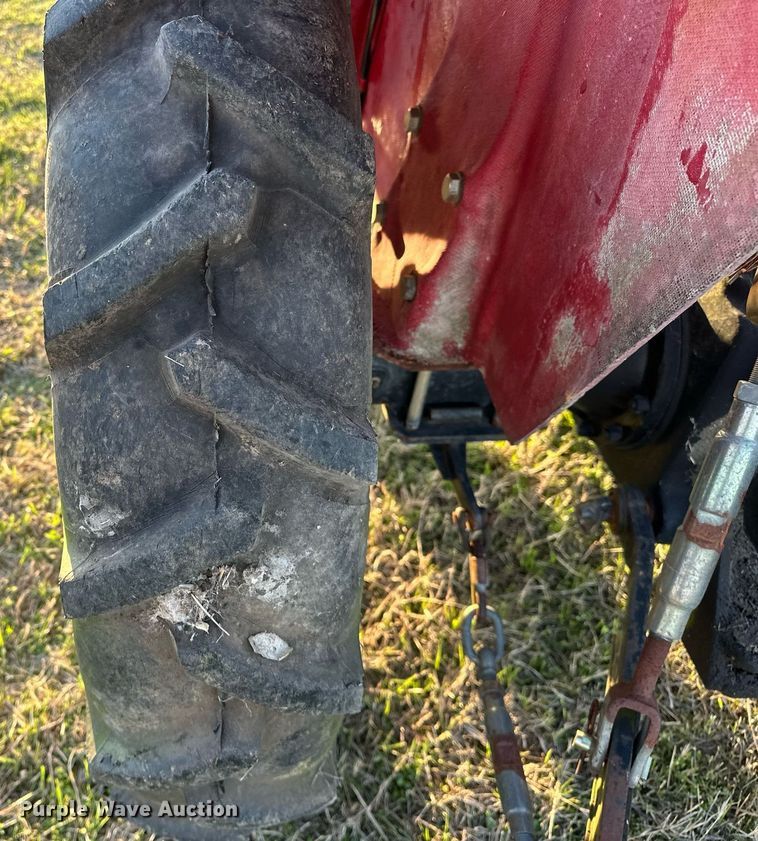 image for item EJ8429 2005 Farm Pro 2420 tractor