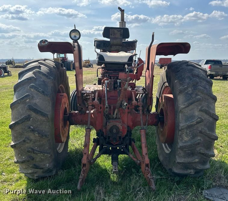 image for item EJ8430 1964 International Farmall 856 tractor