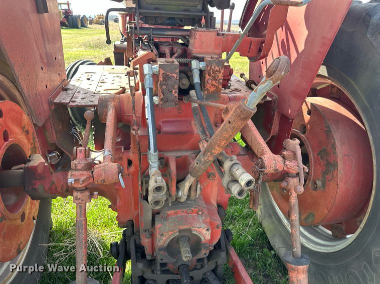 image for item EJ8430 1964 International Farmall 856 tractor