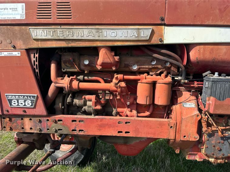 image for item EJ8430 1964 International Farmall 856 tractor