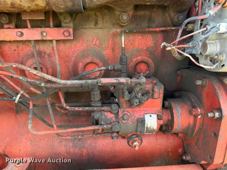 image for item EJ8430 1964 International Farmall 856 tractor