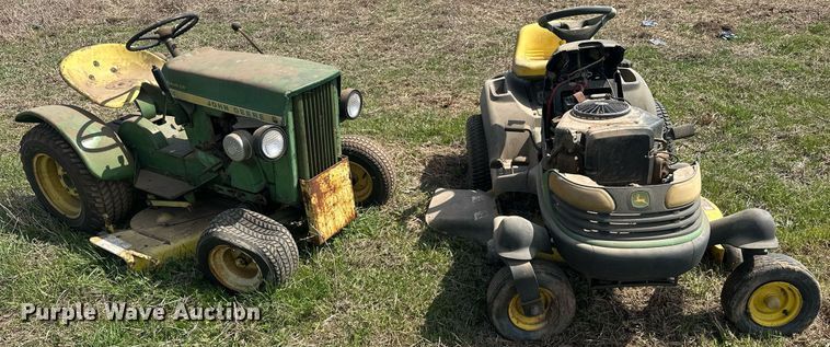 image for item EJ8441 (2) John Deere lawn mowers