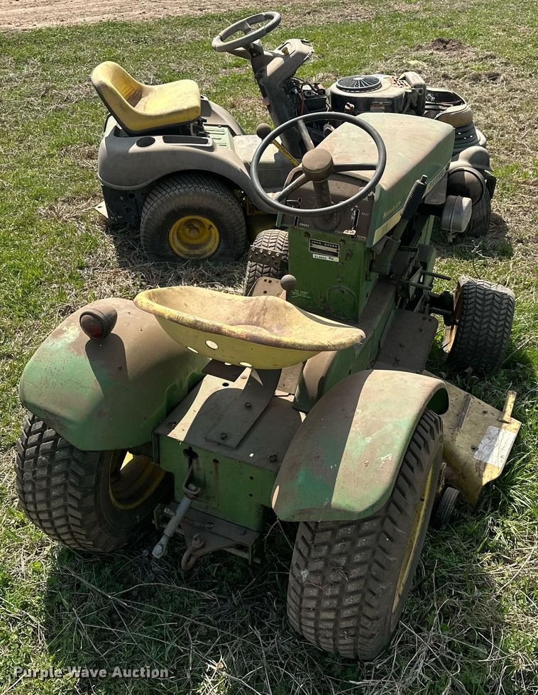 image for item EJ8441 (2) John Deere lawn mowers