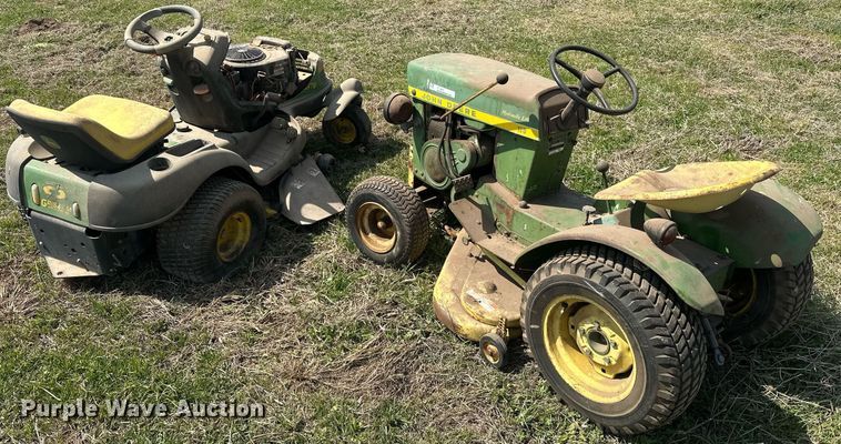 image for item EJ8441 (2) John Deere lawn mowers