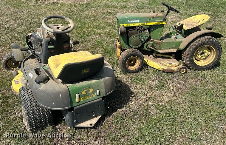 image for item EJ8441 (2) John Deere lawn mowers