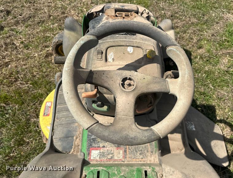 image for item EJ8441 (2) John Deere lawn mowers