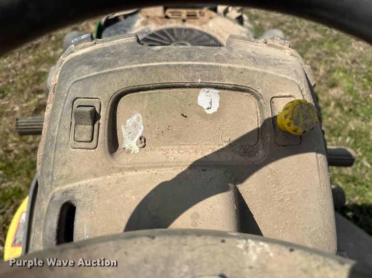 image for item EJ8441 (2) John Deere lawn mowers