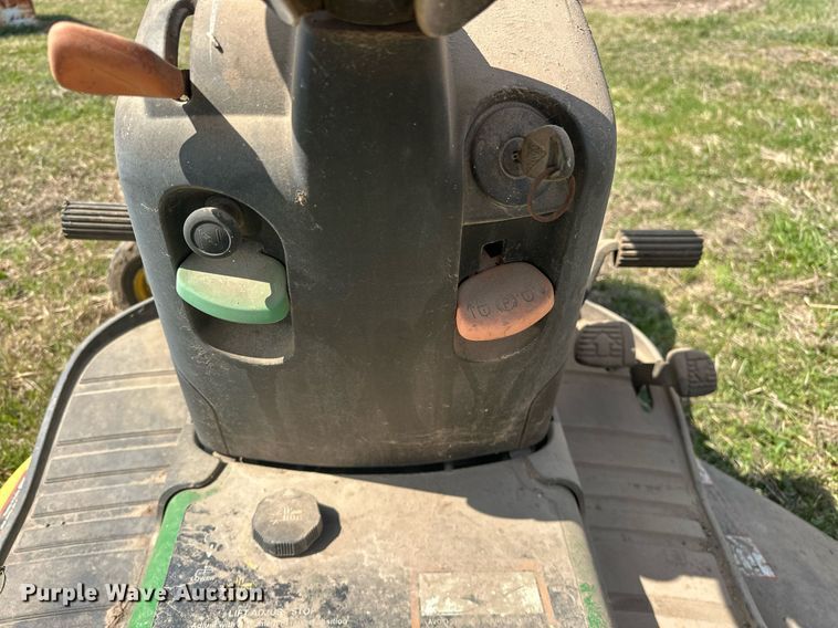 image for item EJ8441 (2) John Deere lawn mowers