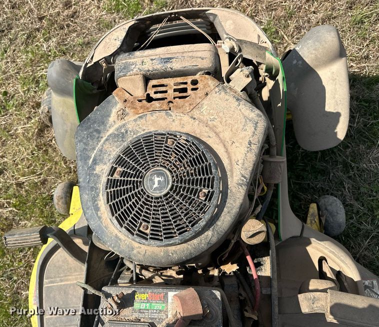 image for item EJ8441 (2) John Deere lawn mowers