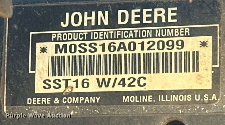 image for item EJ8441 (2) John Deere lawn mowers