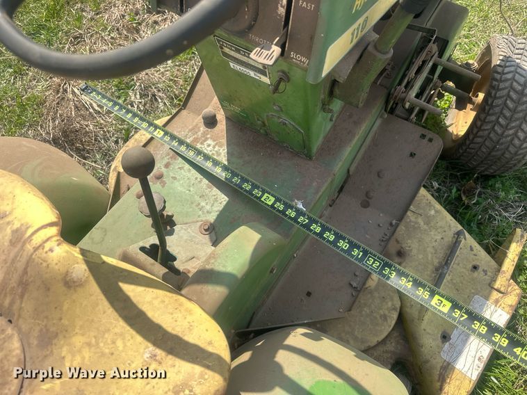 image for item EJ8441 (2) John Deere lawn mowers