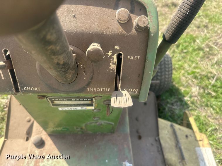 image for item EJ8441 (2) John Deere lawn mowers