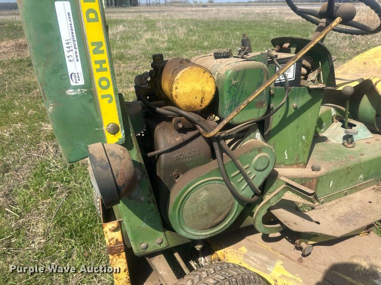 image for item EJ8441 (2) John Deere lawn mowers