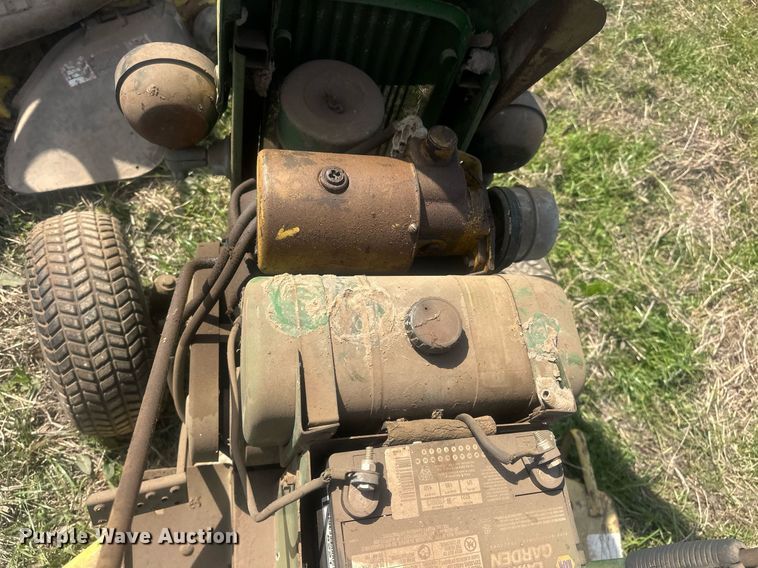 image for item EJ8441 (2) John Deere lawn mowers