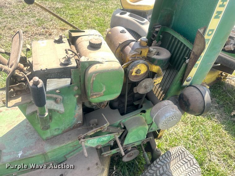 image for item EJ8441 (2) John Deere lawn mowers