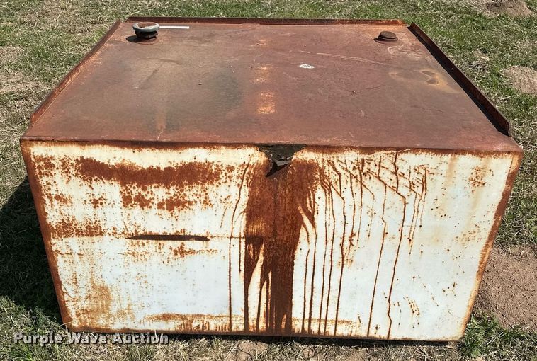 image for item EJ8443 Tank