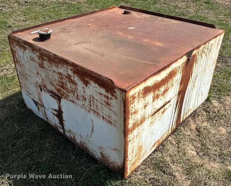 image for item EJ8443 Tank