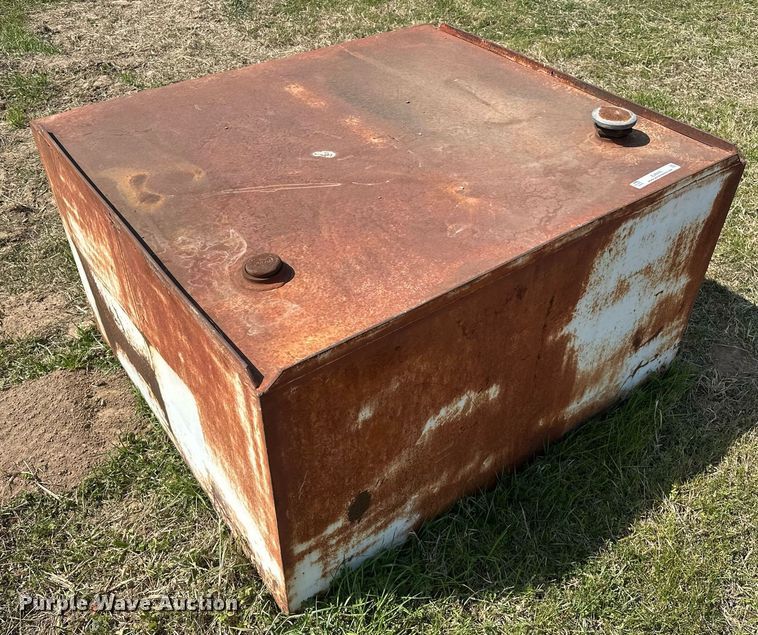 image for item EJ8443 Tank