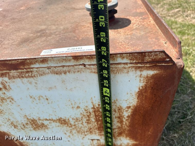 image for item EJ8443 Tank