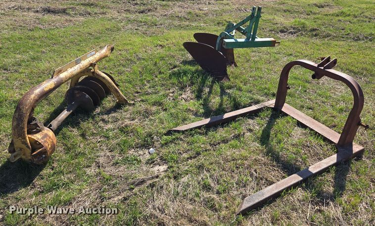 image for item EJ8446 Three point attachments