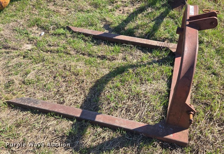 image for item EJ8446 Three point attachments