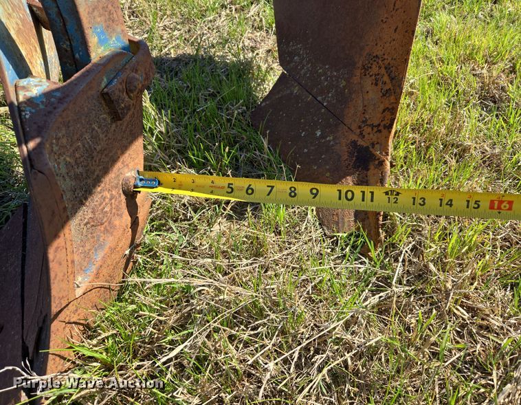 image for item EJ8446 Three point attachments