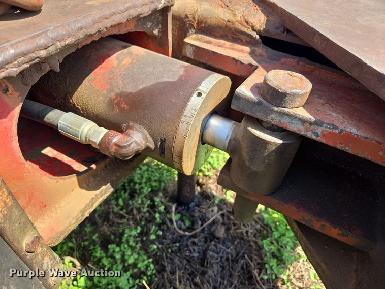 image for item EJ8448 Savage 4200 pecan harvester