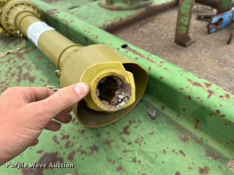 image for item EJ8520 John Deere 506 rotary mower