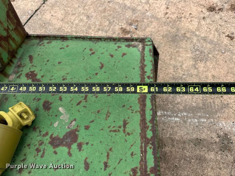 image for item EJ8520 John Deere 506 rotary mower