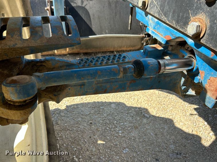 image for item EK2756 Ford 7740 Powerstar SLE MFWD tractor