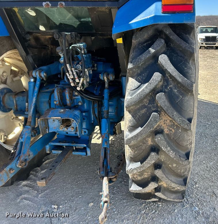 image for item EK2756 Ford 7740 Powerstar SLE MFWD tractor