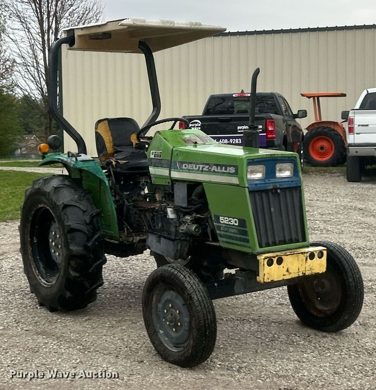 image for item EK2804 Deutz-Allis 5230  tractor