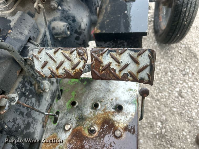 image for item EK2804 Deutz-Allis 5230  tractor