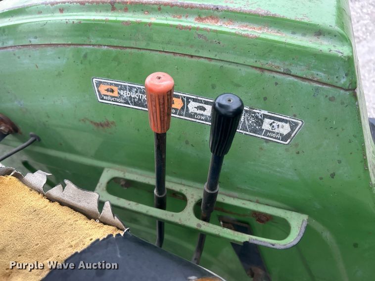 image for item EK2804 Deutz-Allis 5230  tractor