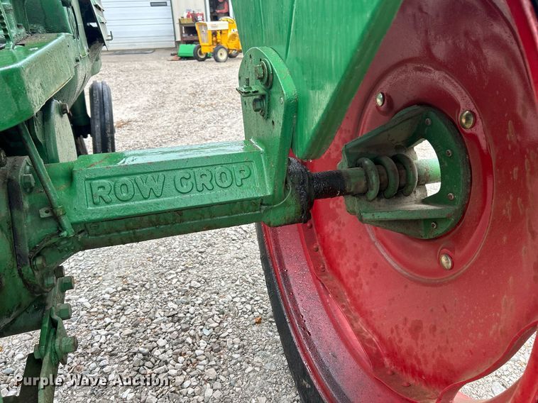 image for item EK2807 Oliver Row Crop 66 tractor