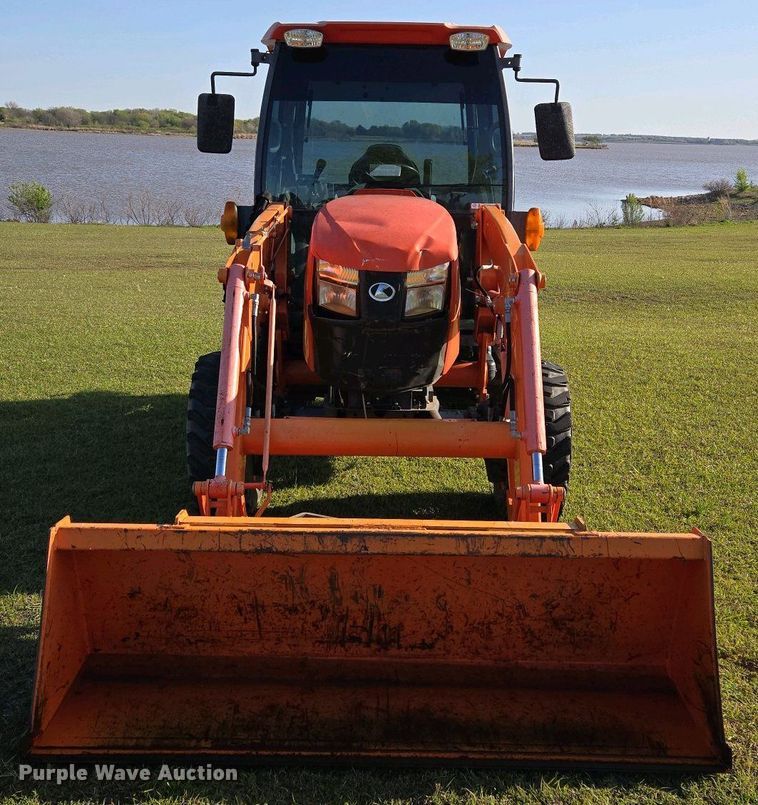 image for item EL1991 2013 Kubota L6060D MFWD tractor
