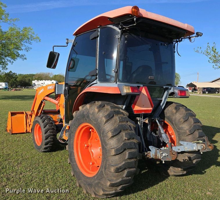 image for item EL1991 2013 Kubota L6060D MFWD tractor