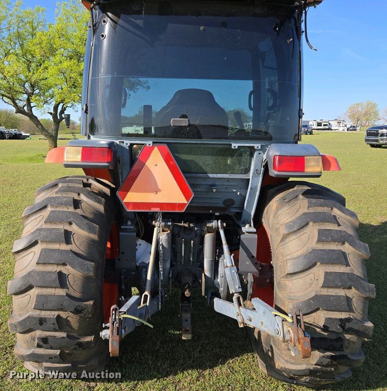 image for item EL1991 2013 Kubota L6060D MFWD tractor
