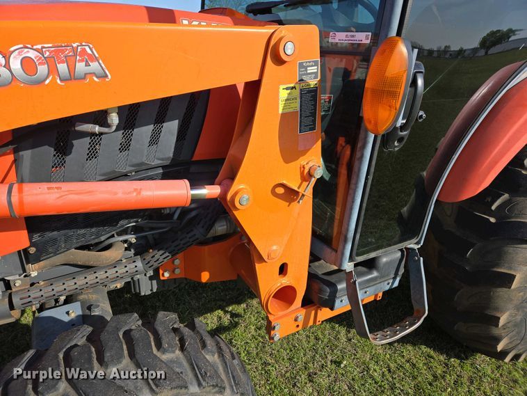image for item EL1991 2013 Kubota L6060D MFWD tractor
