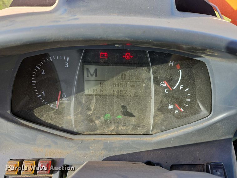 image for item EL1991 2013 Kubota L6060D MFWD tractor