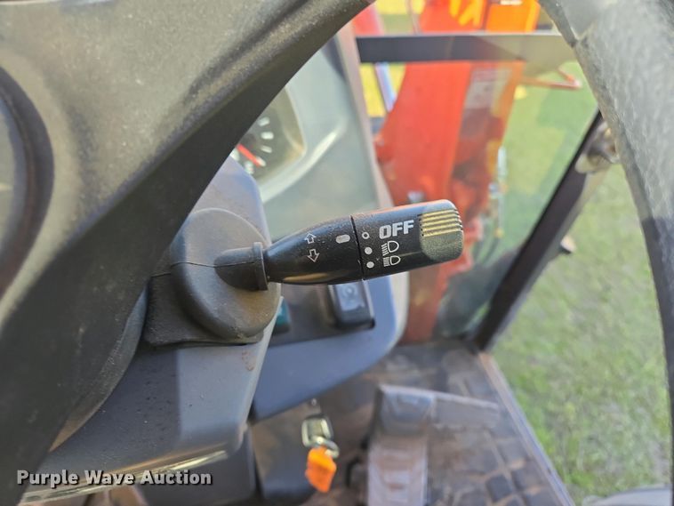 image for item EL1991 2013 Kubota L6060D MFWD tractor