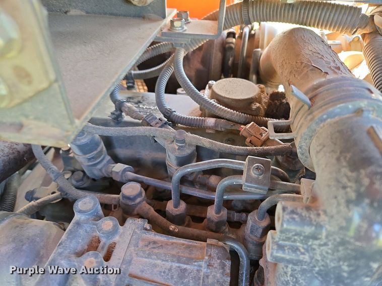 image for item EL1991 2013 Kubota L6060D MFWD tractor