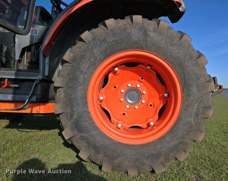 image for item EL1991 2013 Kubota L6060D MFWD tractor