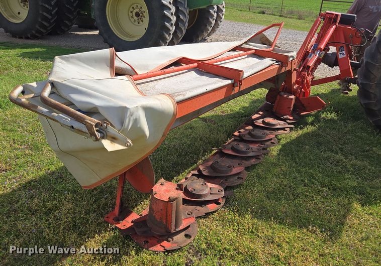 image for item EL5541 Kuhn GMD 700-GII HD disc mower