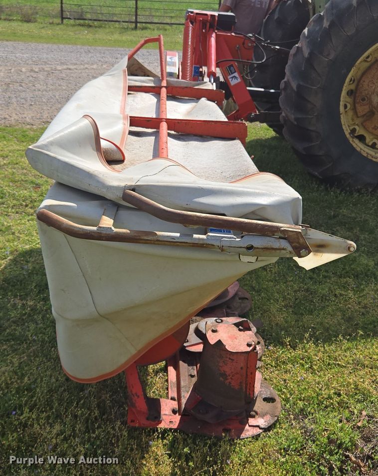 image for item EL5541 Kuhn GMD 700-GII HD disc mower